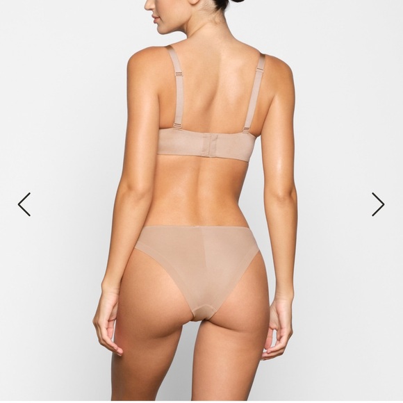 SKIMS NWT No Show Unlined Balconette Bra - Clay 34C - Picture 5 of 7